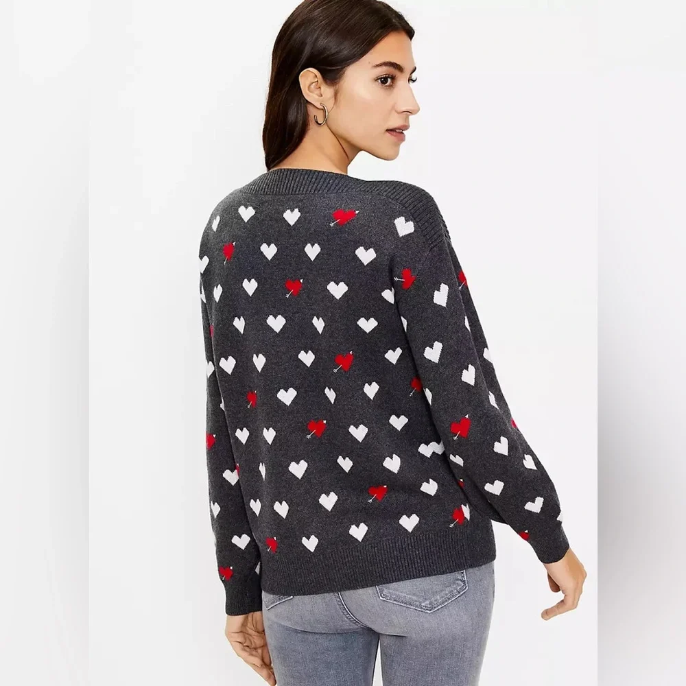 LOFT Heart Boatneck Sweater Size‎ Small Excellent!